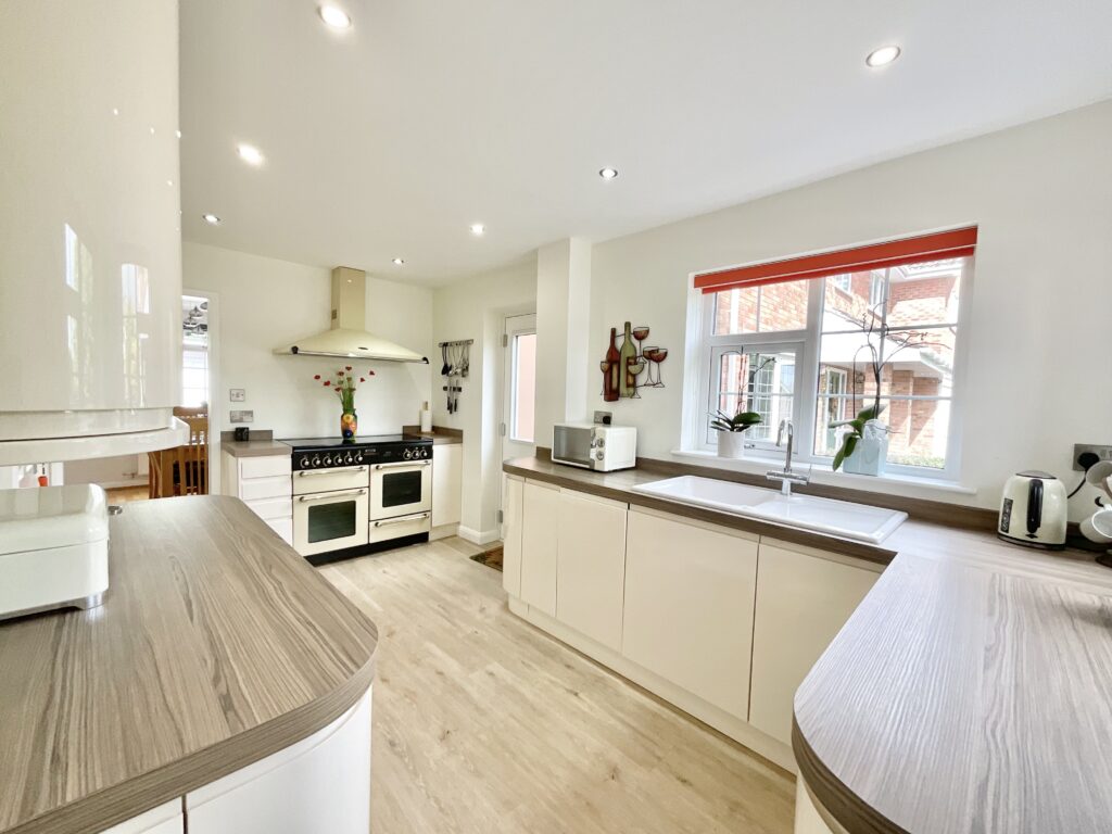 Porlock Grove, Stoke-On-Trent, ST4