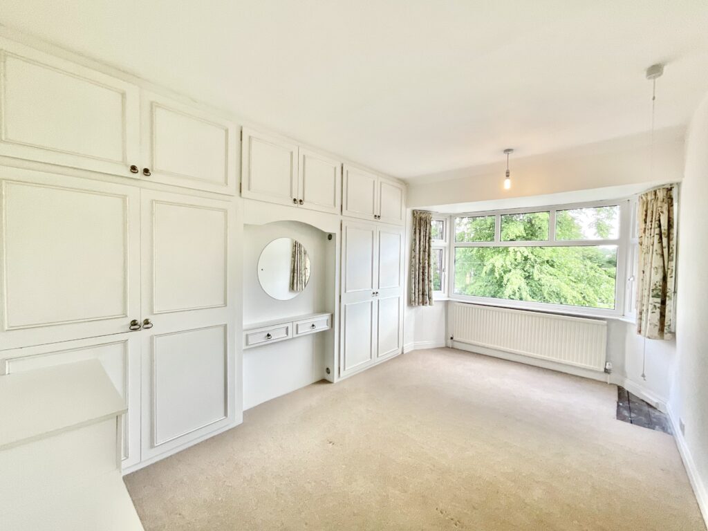 The Fillybrooks, Stone, ST15