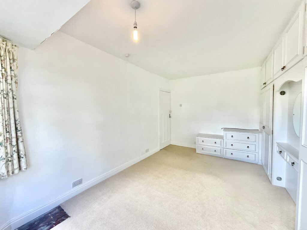 The Fillybrooks, Stone, ST15