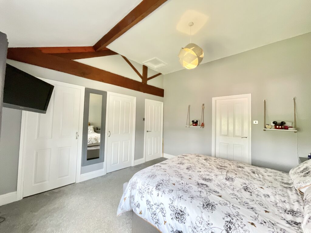 Tixall Court, Tixall, ST18
