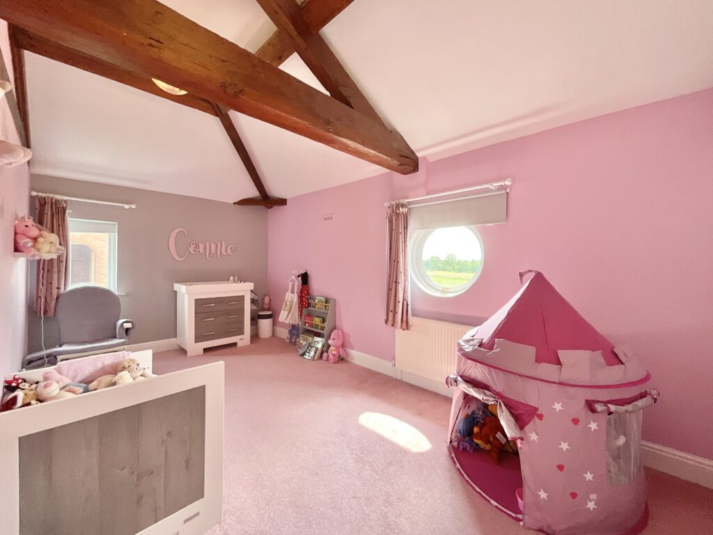 Tixall Court, Tixall, ST18