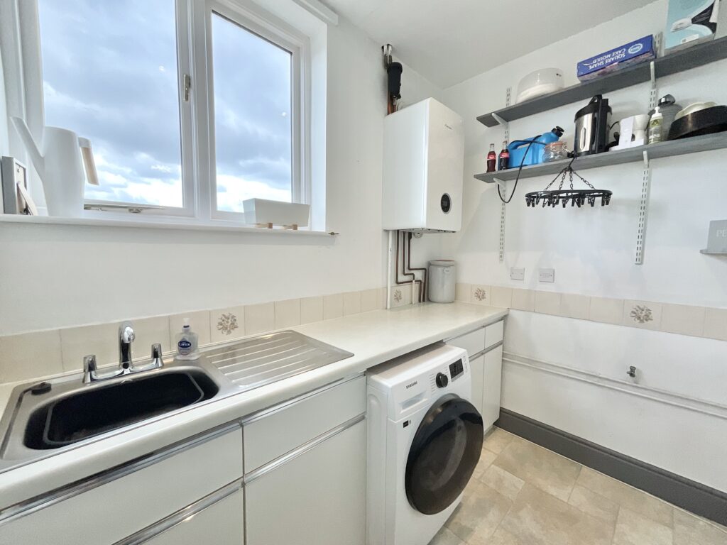 Tixall Court, Tixall, ST18