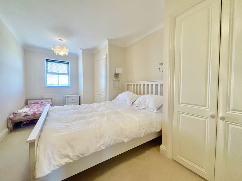 Ashbourne Drive, Weston, CW2