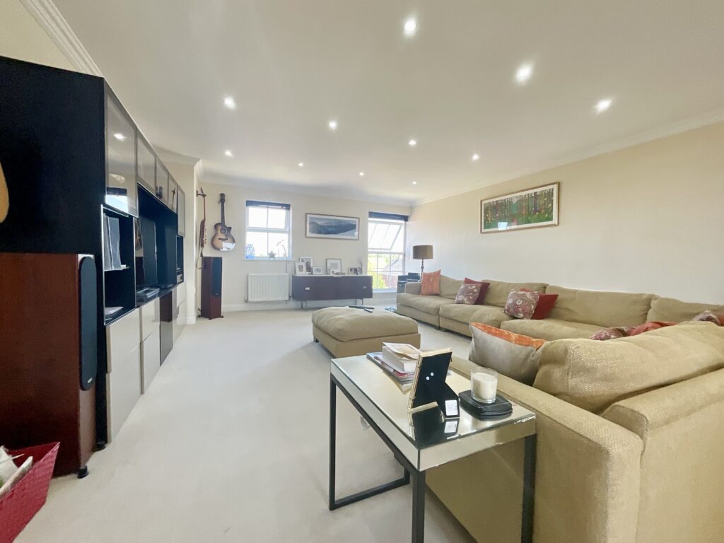 Ashbourne Drive, Weston, CW2