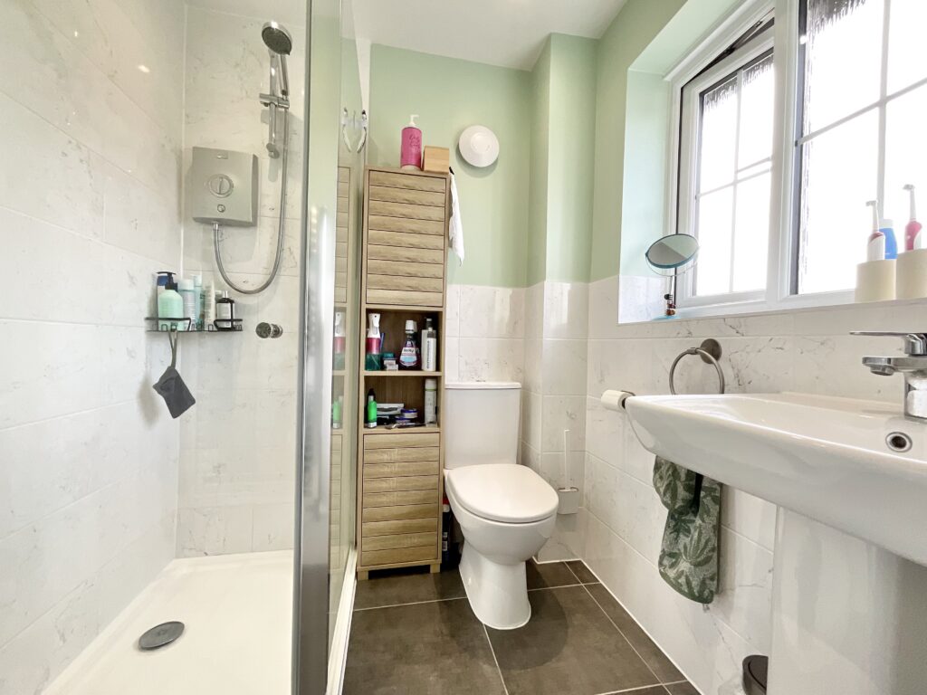Farm Close, Shavington, CW2