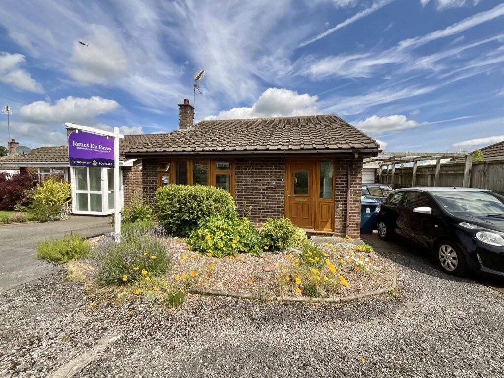 Birchfields Close, Stone, ST15