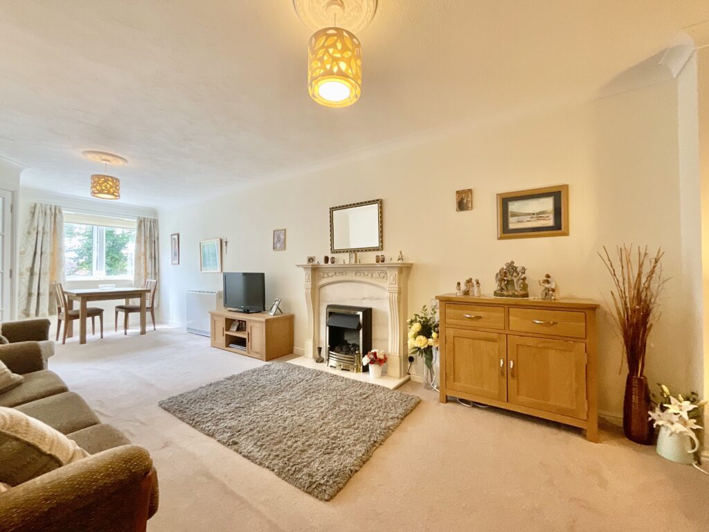 London Road, Nantwich, CW5