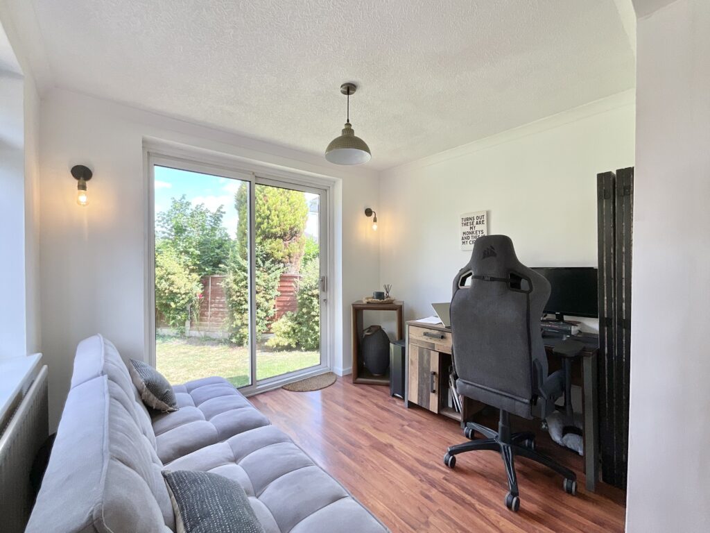 Longton Road, Stoke-On-Trent, ST4