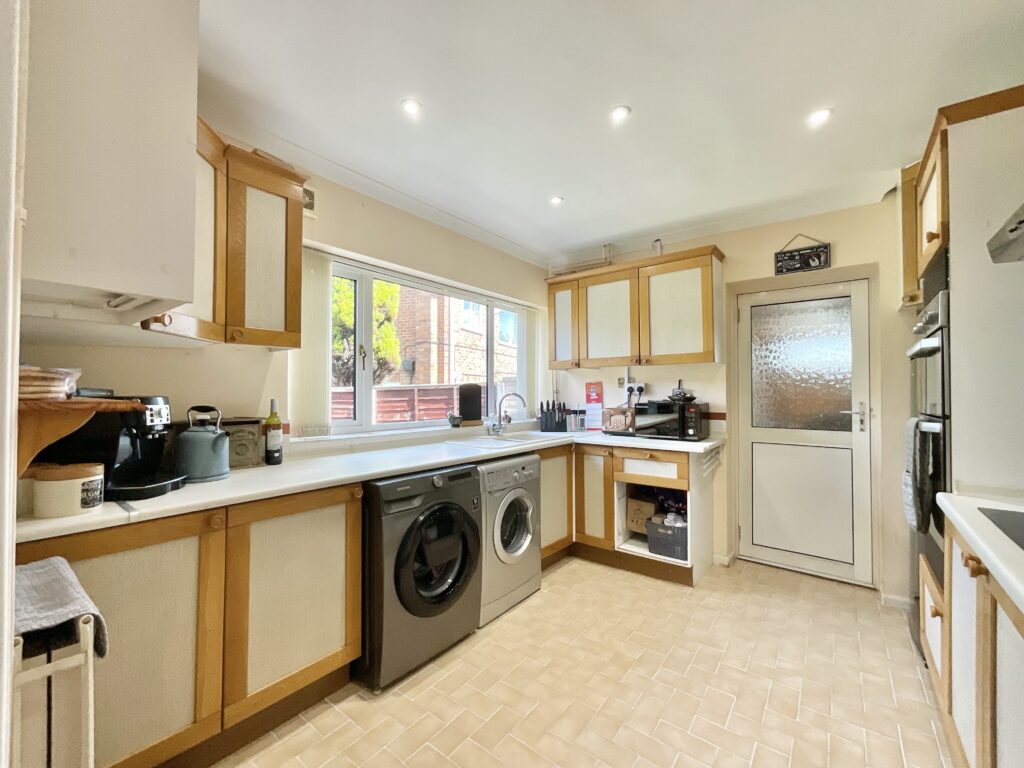 Longton Road, Stoke-On-Trent, ST4