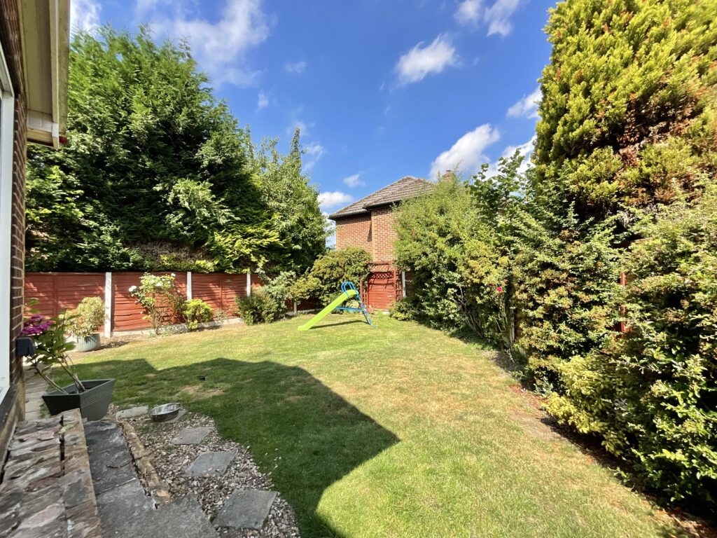 Longton Road, Stoke-On-Trent, ST4