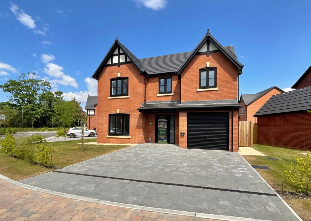 Whitchurch Road, Aston, CW5