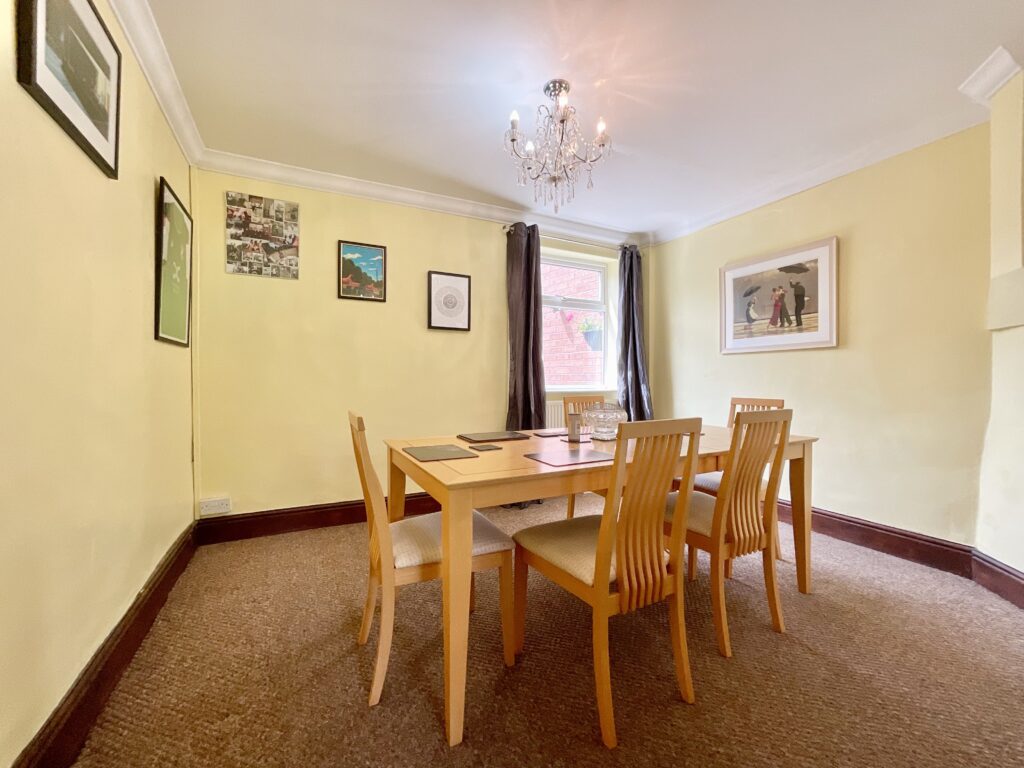 Laburnum Avenue, Nantwich, CW5