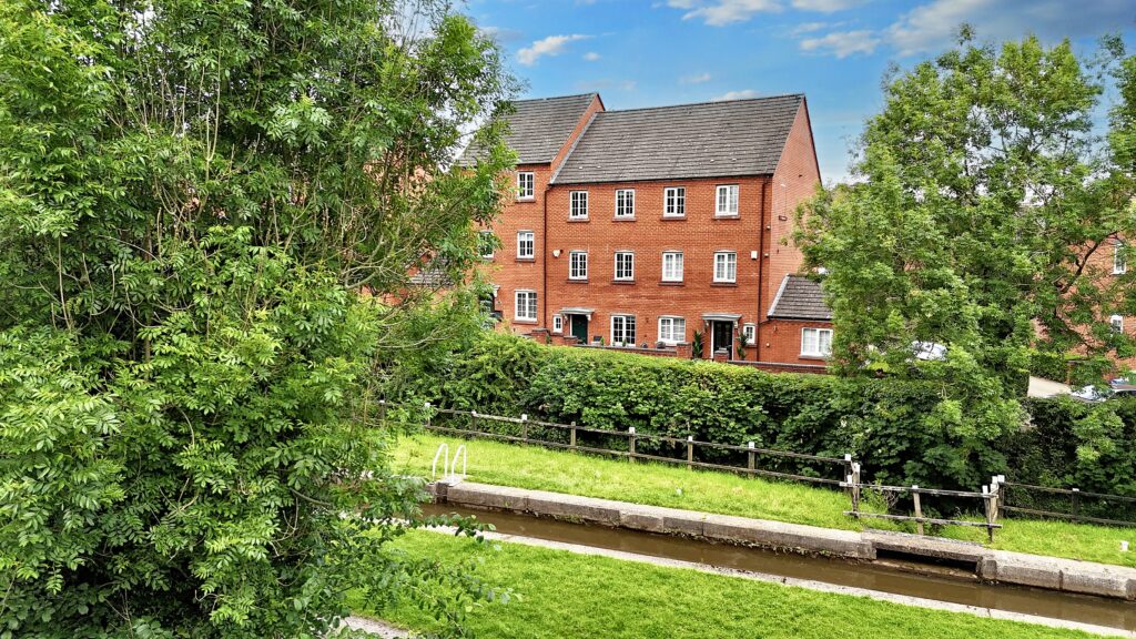 Barnton Edge, Stone, ST15