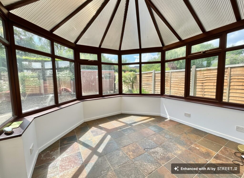 Gateway Avenue, Baldwins Gate, ST5