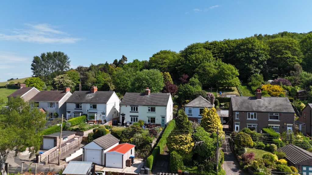 Dilhorne Road, Cheadle, ST10
