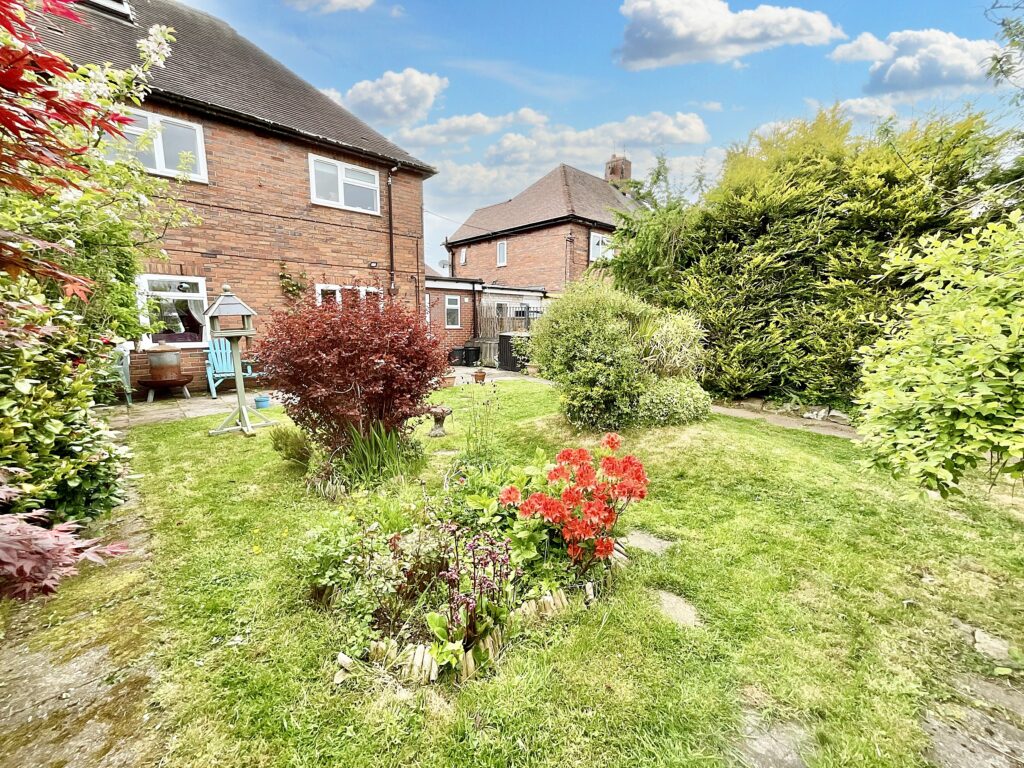 Sidney Drive, Kingsley Holt, ST10