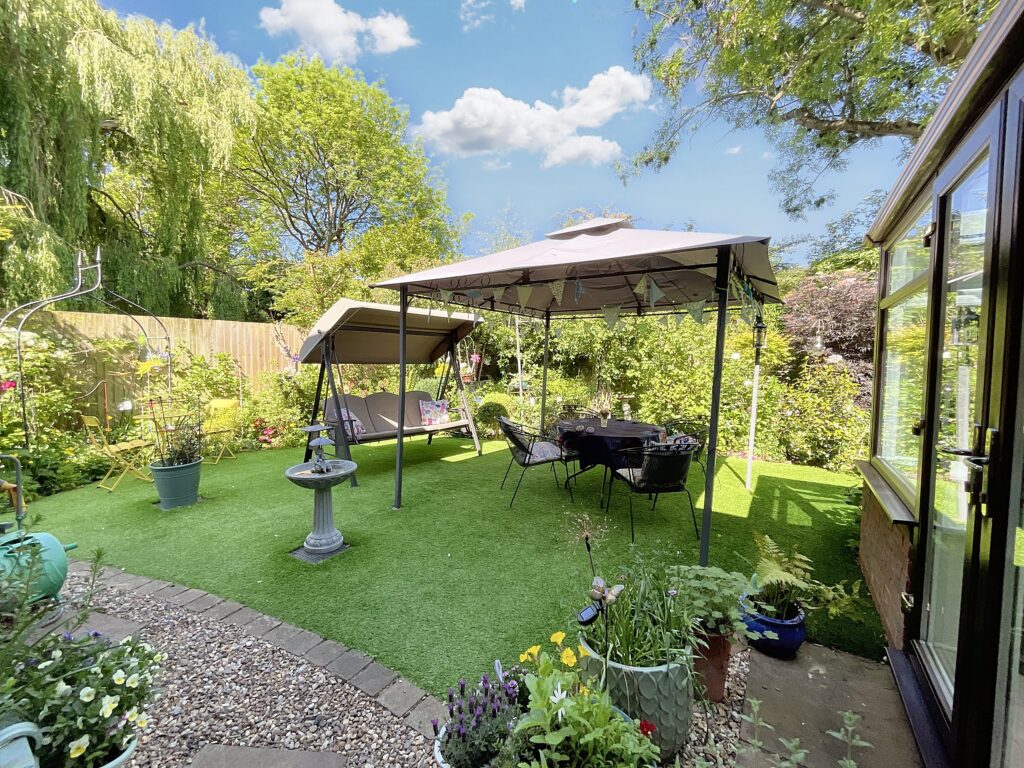 St. Josephs Way, Nantwich, CW5