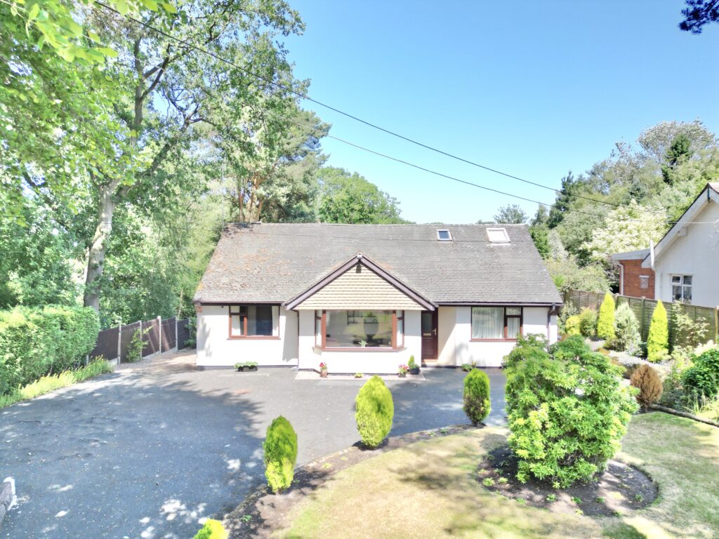 Eccleshall Road, Loggerheads, TF9