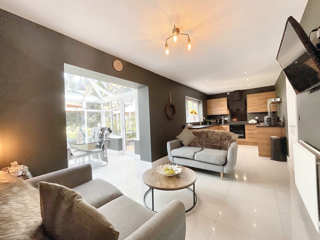 Green Close, Great Haywood, ST18