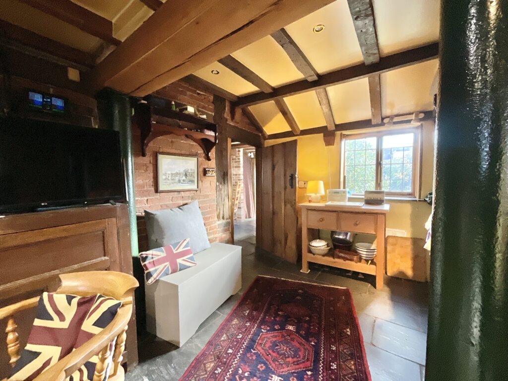 School Lane, Ashley, TF9