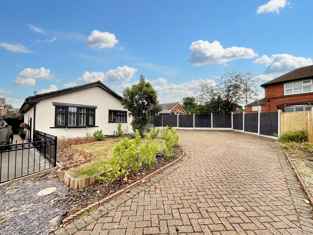 Tarporley Grove, Stoke-On-Trent, ST4