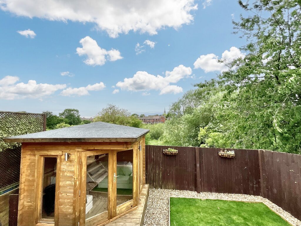 Hawfinch Road, Cheadle, ST10