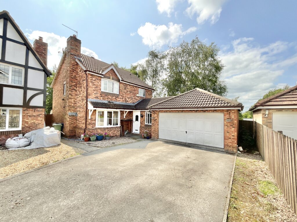 Blackberry Way, Woodseaves, ST20