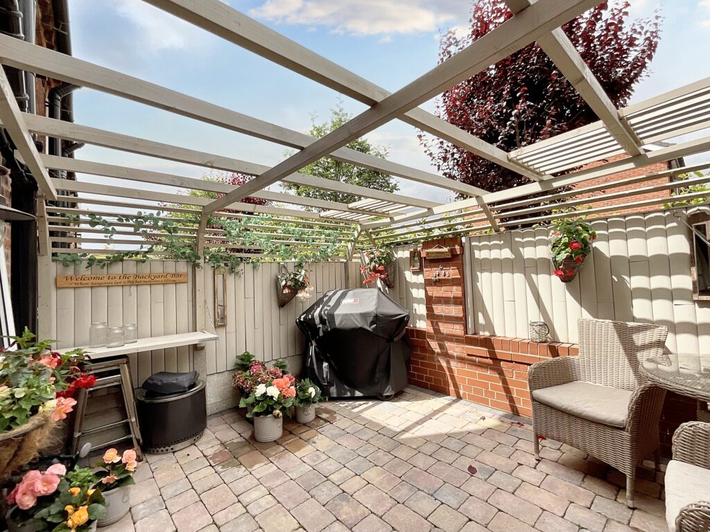 Newcastle Road, Stone, ST15