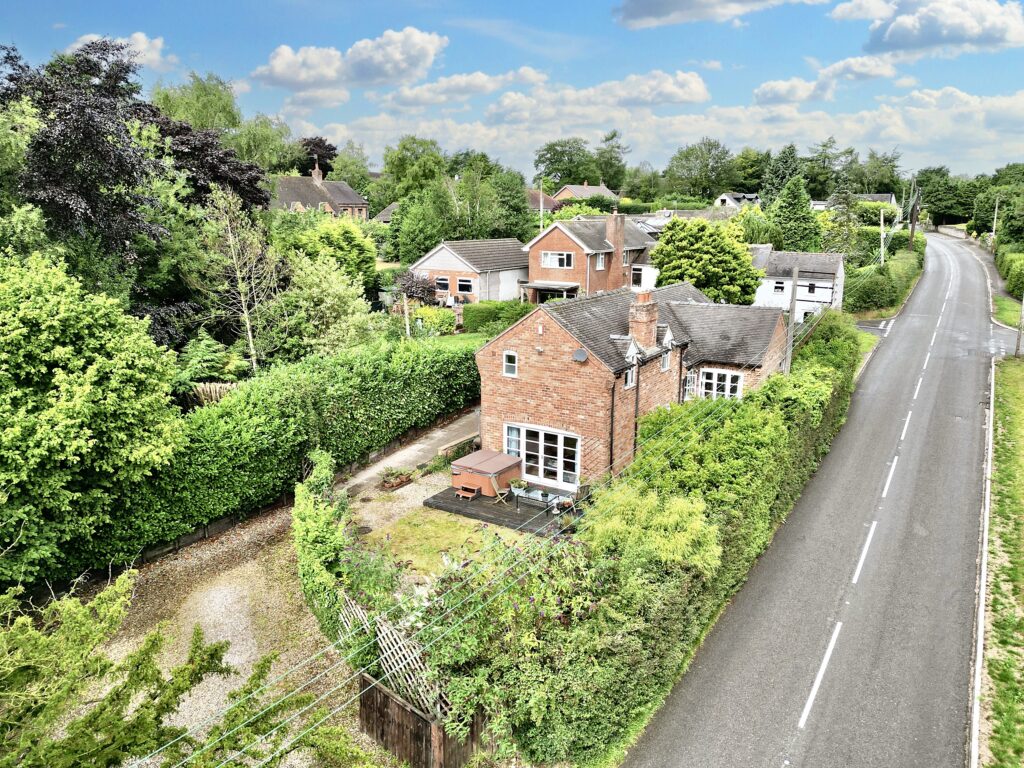 Eccleshall Road, Hookgate, TF9