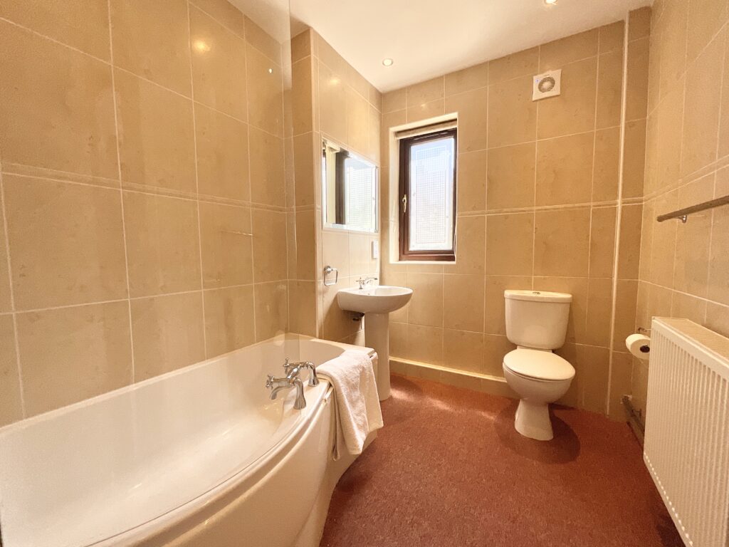 Eccleshall Road, Loggerheads, TF9
