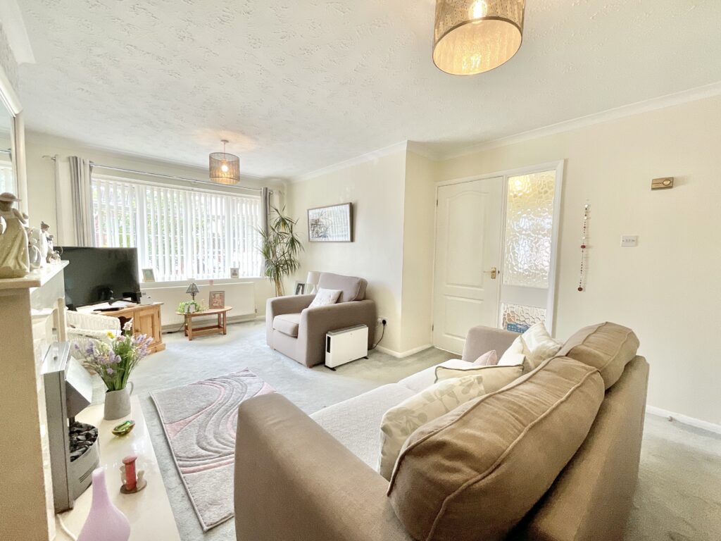 Middlefield, Gnosall, ST20