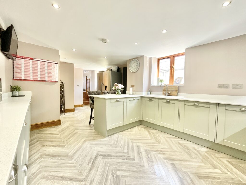 Green Lane, Whitgreave, ST18
