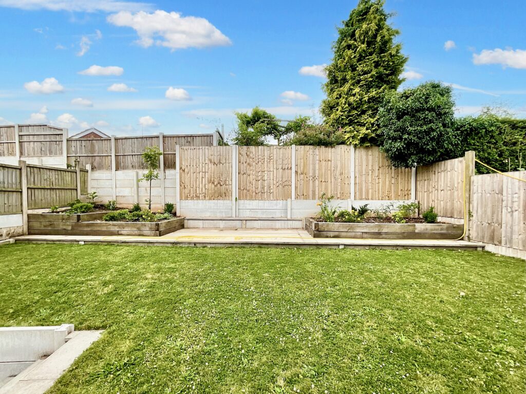 Meadow Way, Stone, ST15