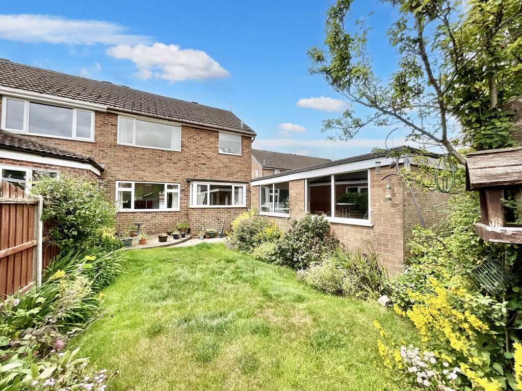Poplar Close, Blythe Bridge, ST11