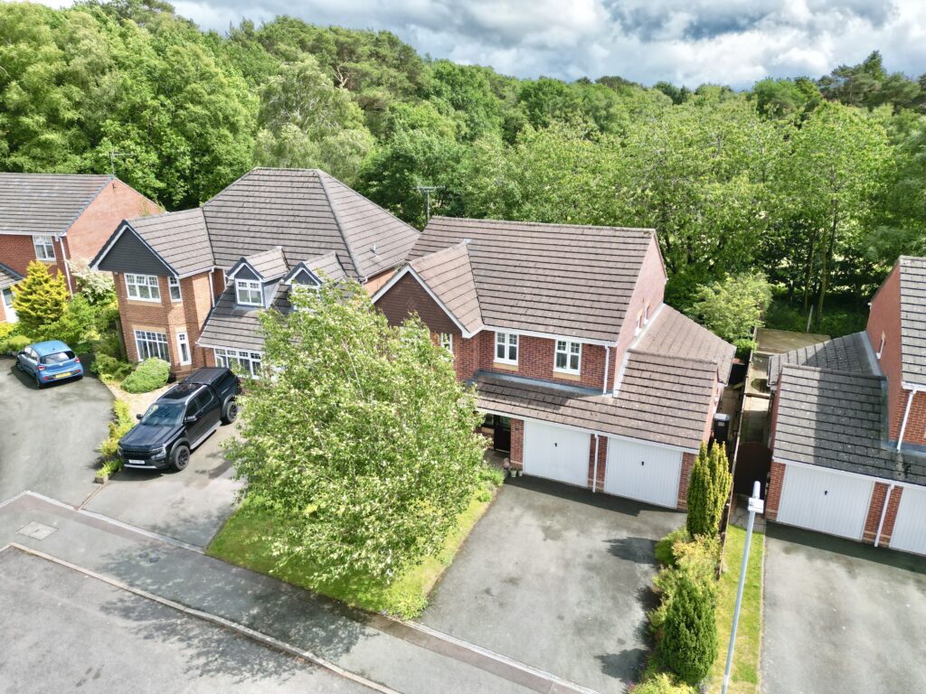 Hugo Way, Loggerheads, TF9