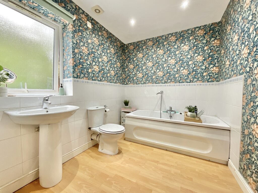 Birks Drive, Ashley Heath, TF9