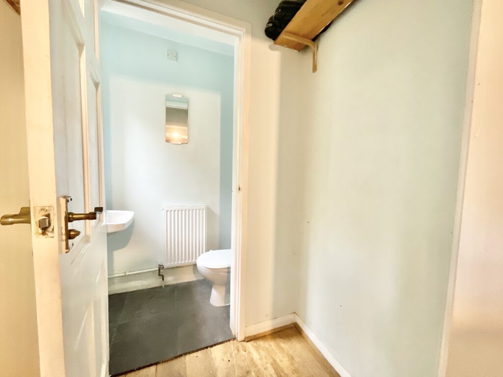Eccleshall Road, Hookgate, TF9