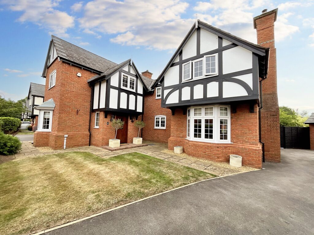Chiltern Close, Weston, CW2