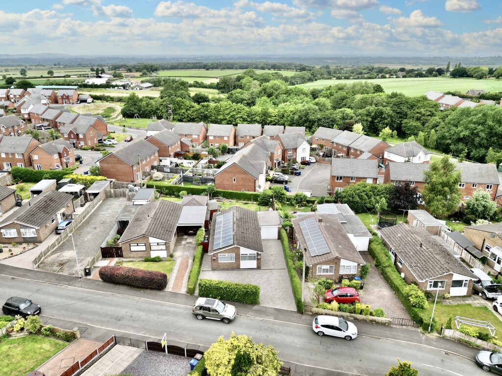 Price Close, Loggerheads, TF9