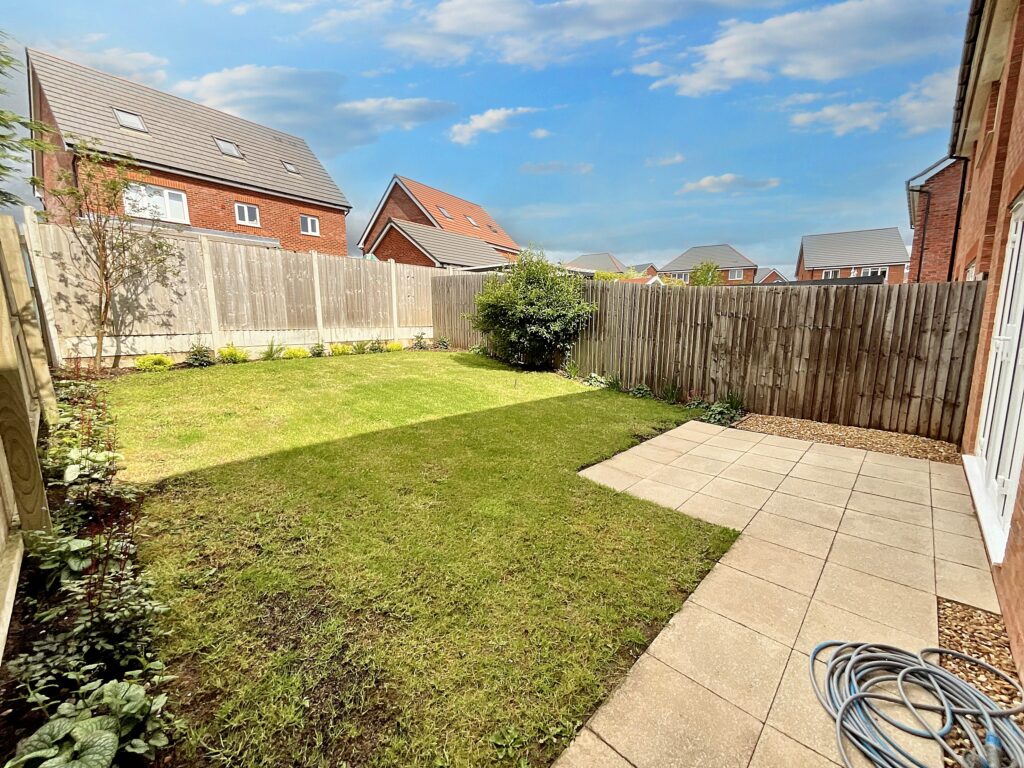 Bott Lane, Stone, ST15