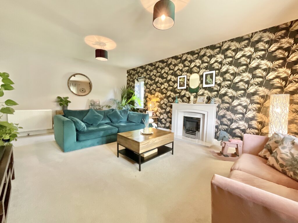 Briar Gardens, Loggerheads, TF9
