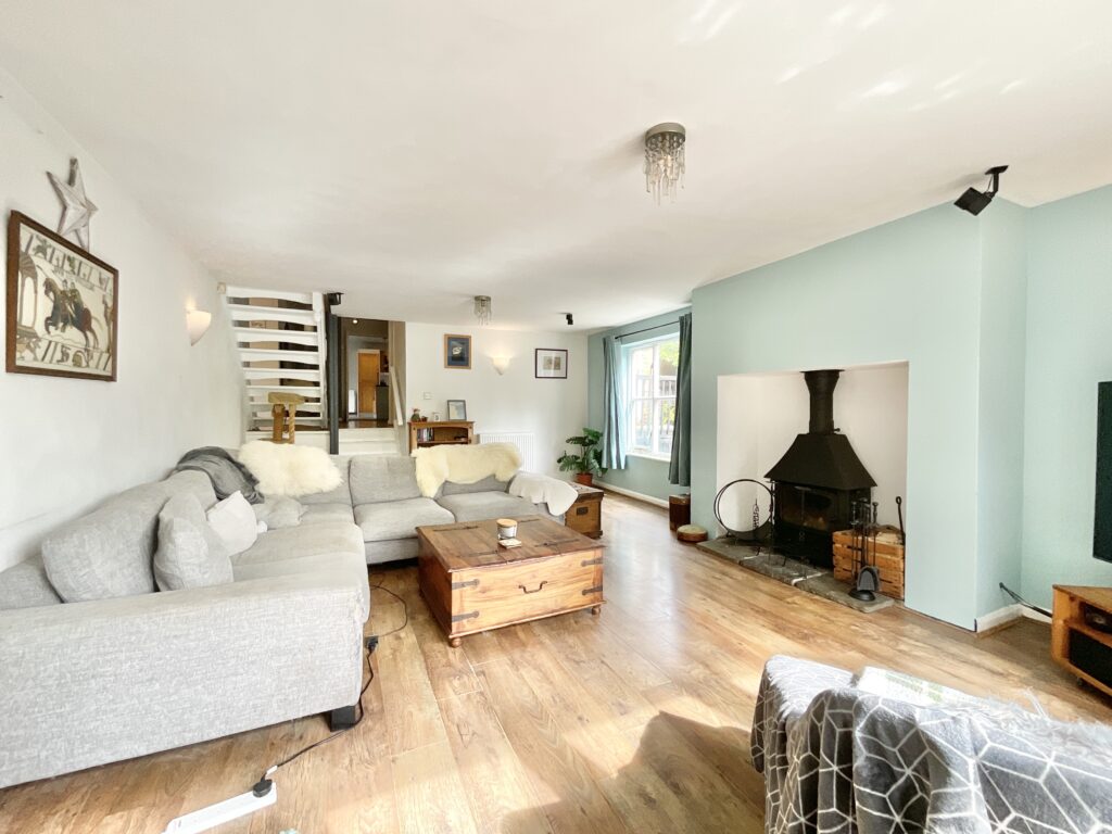 Eccleshall Road, Hookgate, TF9