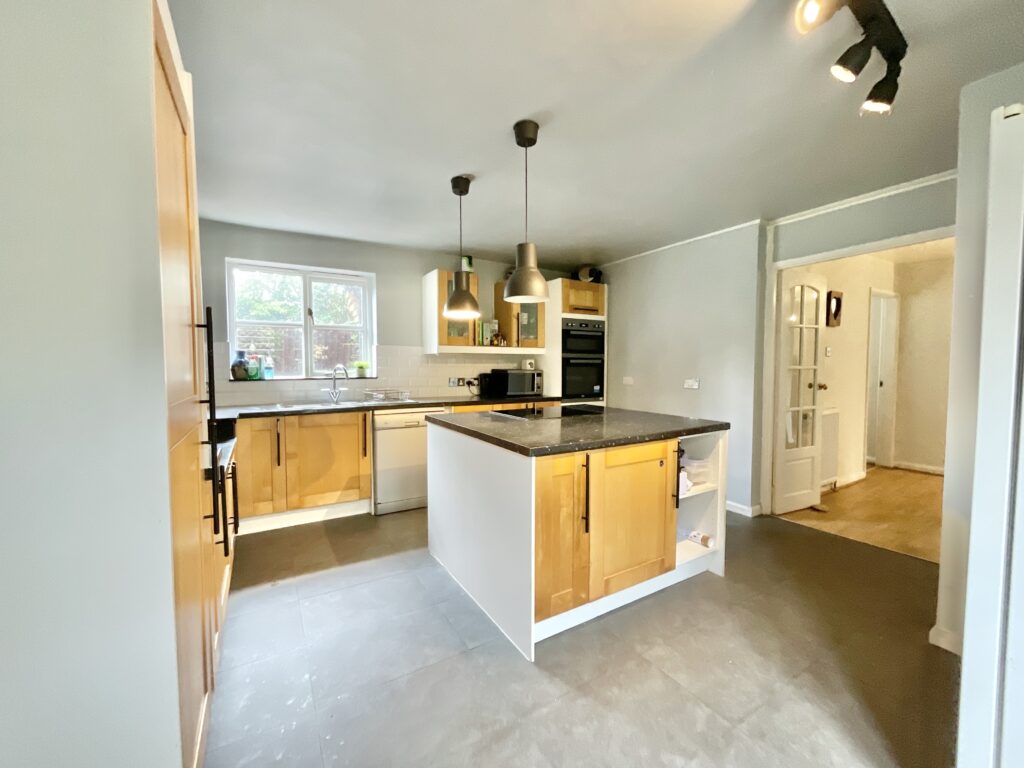 Eccleshall Road, Hookgate, TF9