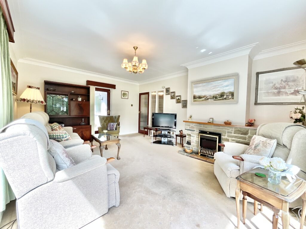 Manor Road, Baldwins Gate, ST5