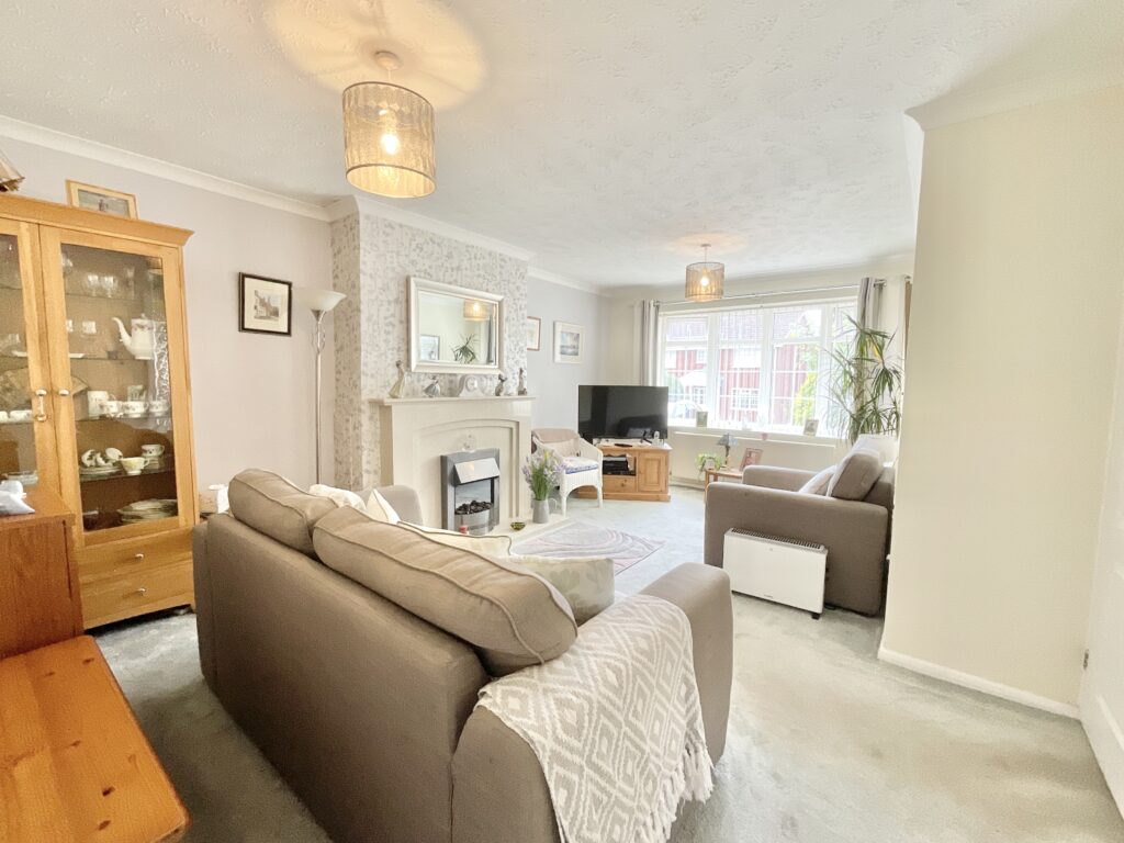 Middlefield, Gnosall, ST20