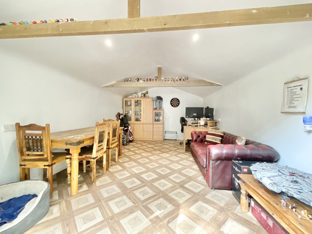 Birks Drive, Ashley Heath, TF9