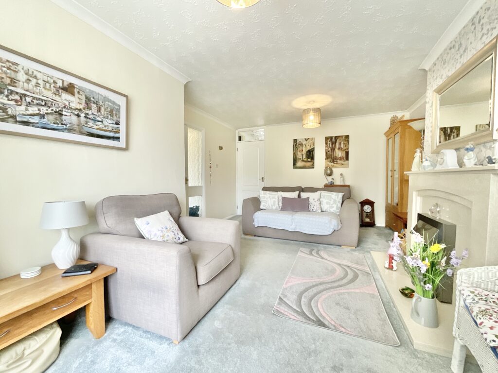 Middlefield, Gnosall, ST20