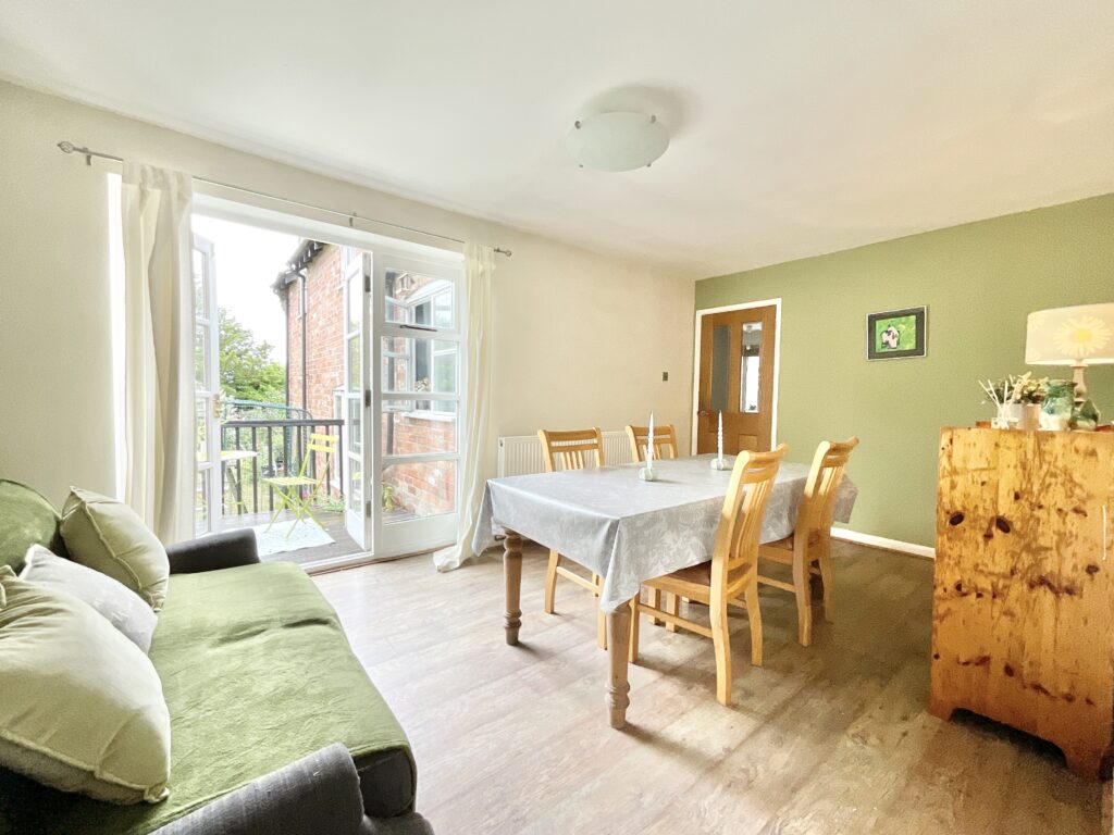 Eccleshall Road, Hookgate, TF9