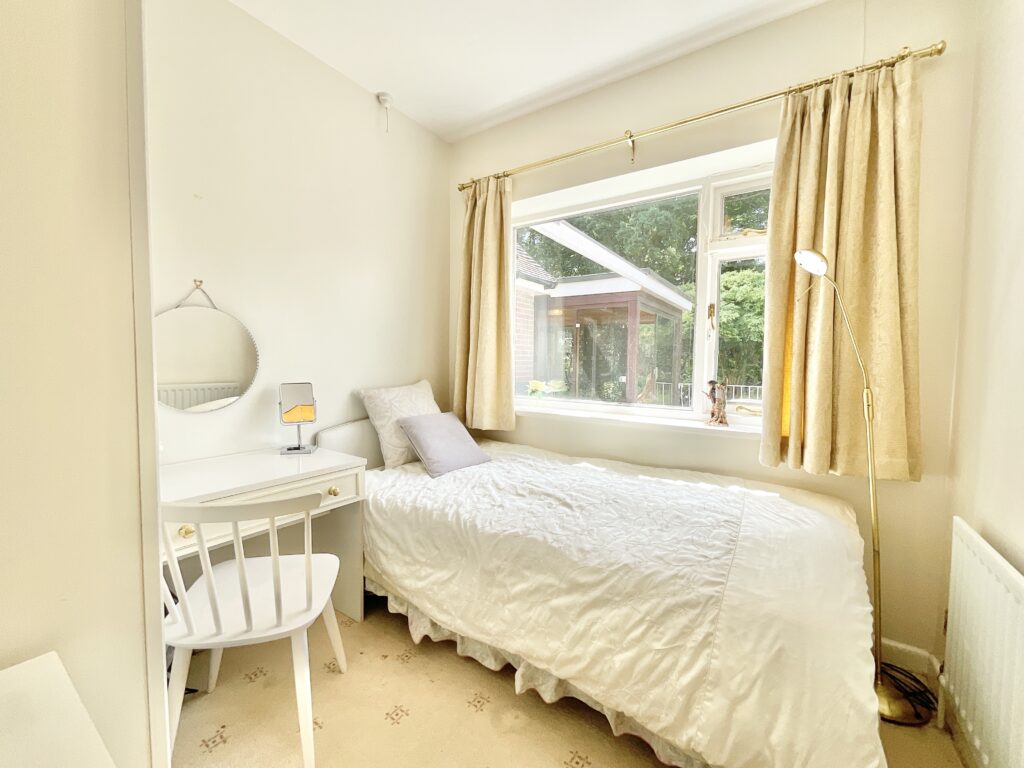 Manor Road, Baldwins Gate, ST5