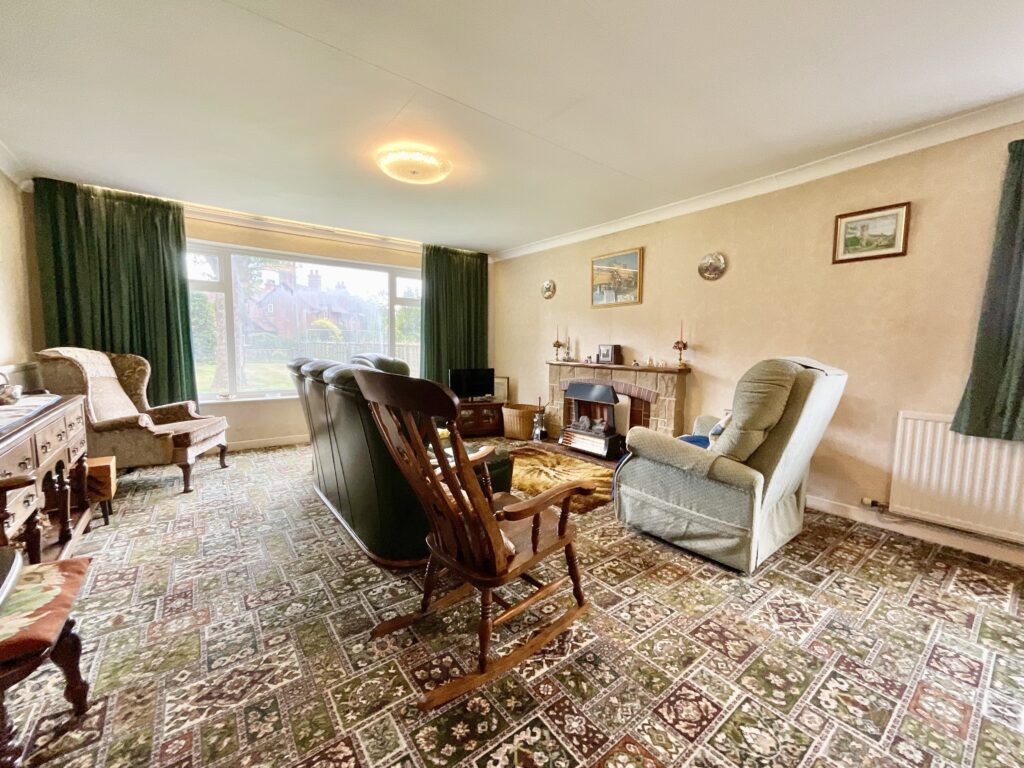 Wrenbury Road, Aston, CW5